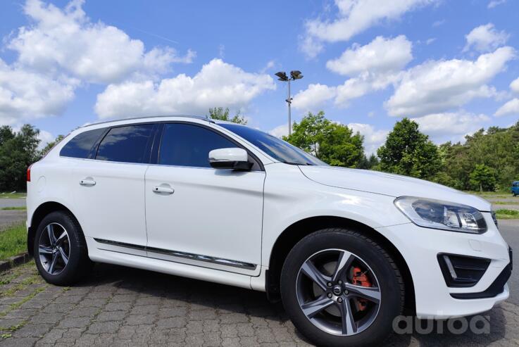 Volvo XC60 1 generation [restyling] Crossover