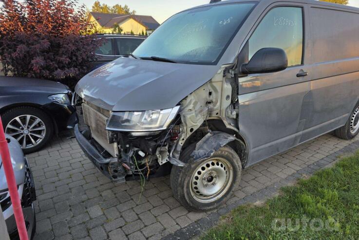 Volkswagen Transporter T6 Kombi minivan 4-doors