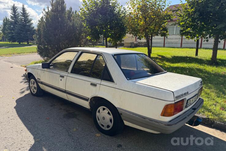 Opel Rekord E Sedan 4-doors