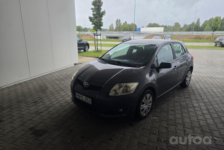 Toyota Auris 1 generation Hatchback 5-doors