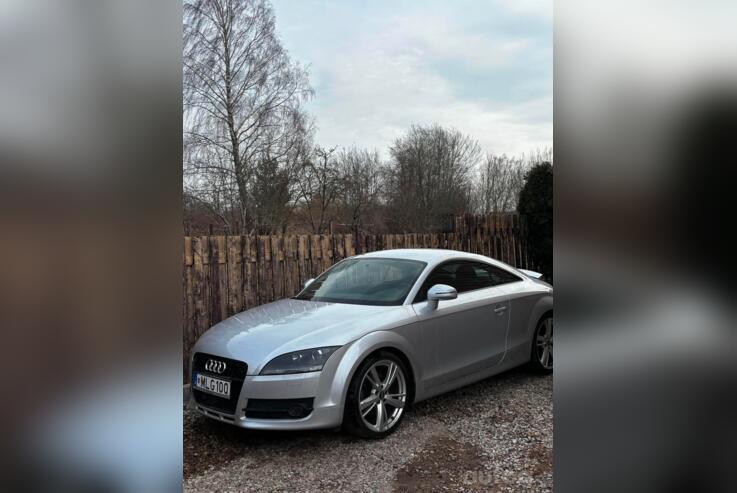 Audi TT 8J Coupe