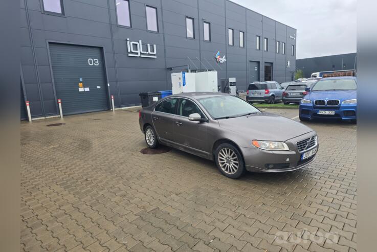 Volvo S80 2 generation Sedan