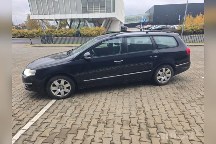Volkswagen Passat B6 wagon 5-doors