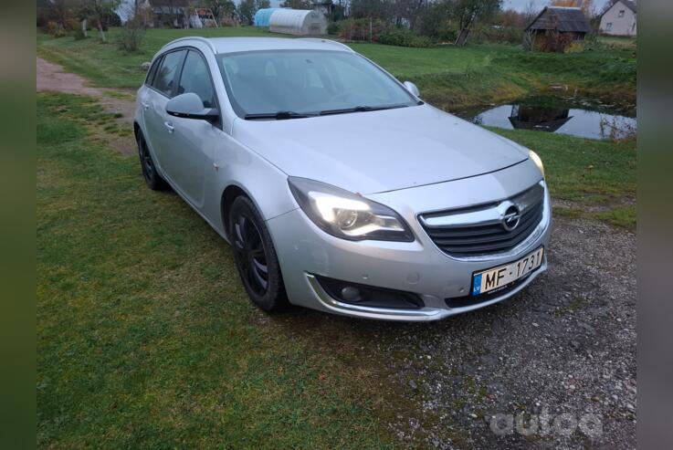 Opel Insignia A [restyling] Sports Tourer wagon 5-doors