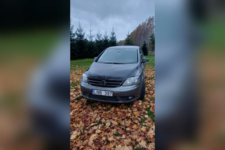 Volkswagen Golf Plus 1 generation