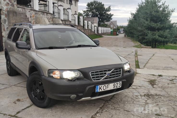 Volvo XC70 2 generation wagon