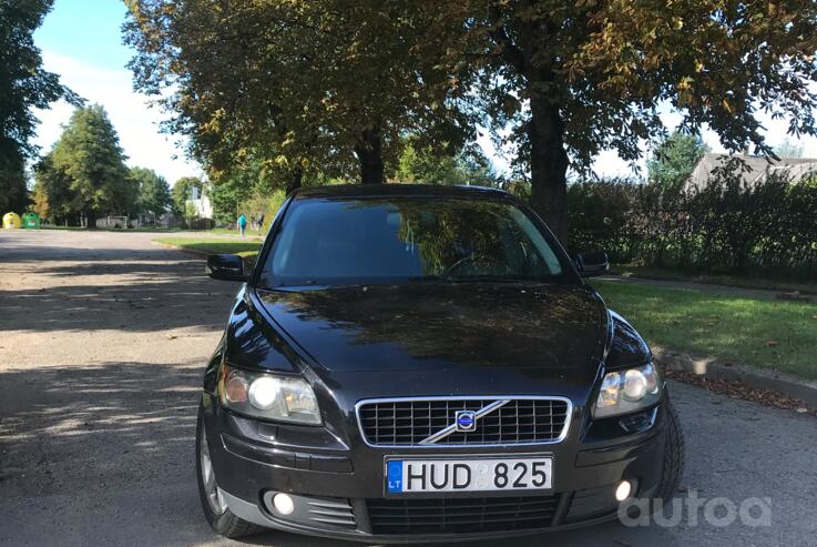 Volvo S40 2 generation Sedan