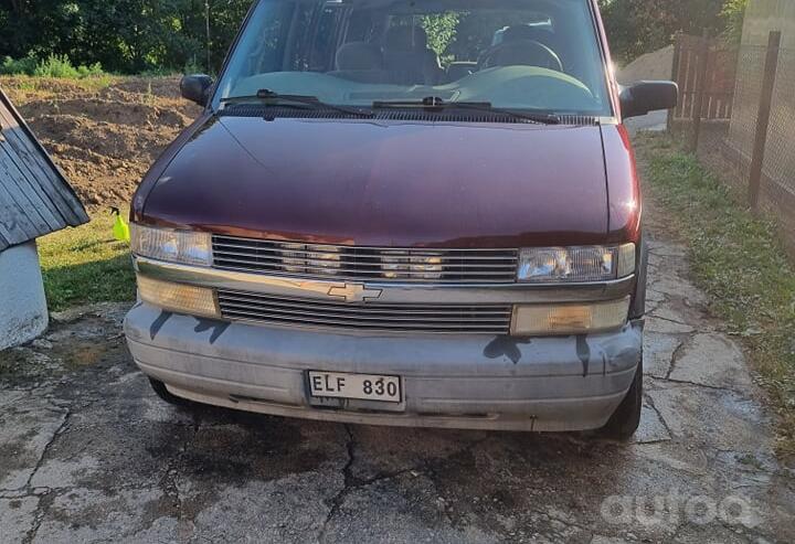 Chevrolet Astro 2 generation Minivan