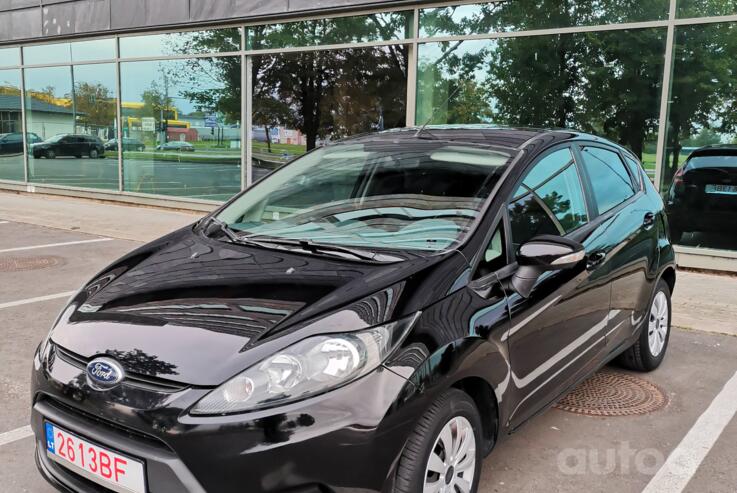 Ford Fiesta 6 generation Hatchback 5-doors