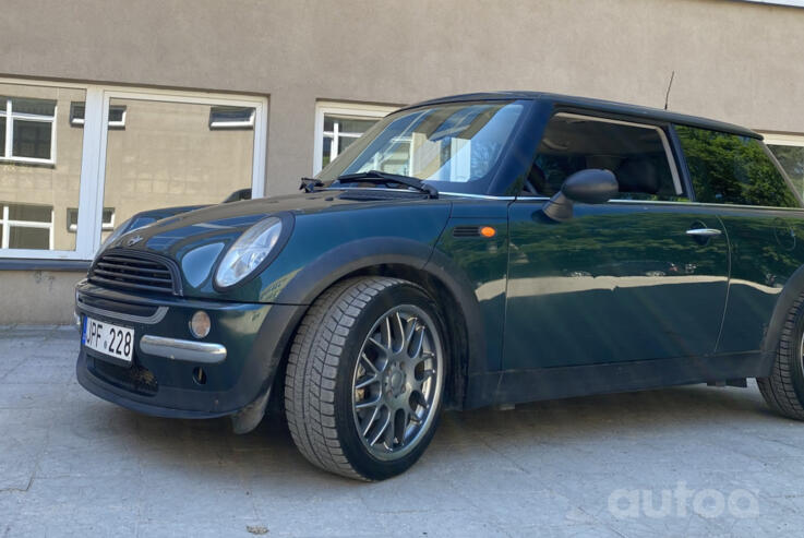 Mini Cooper R50 Hatchback