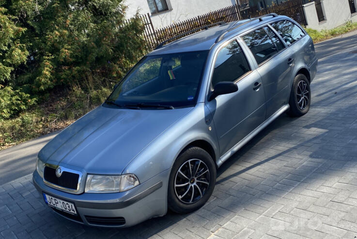 Skoda Octavia 1 generation [restyling] Combi wagon 5-doors