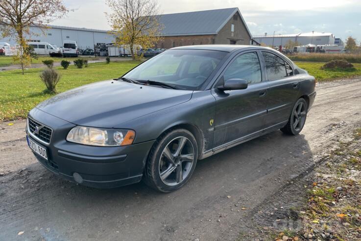 Volvo S60 1 generation [restyling] Sedan