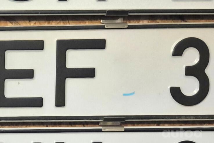 LEF 325
