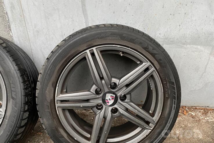Porsche, lietie