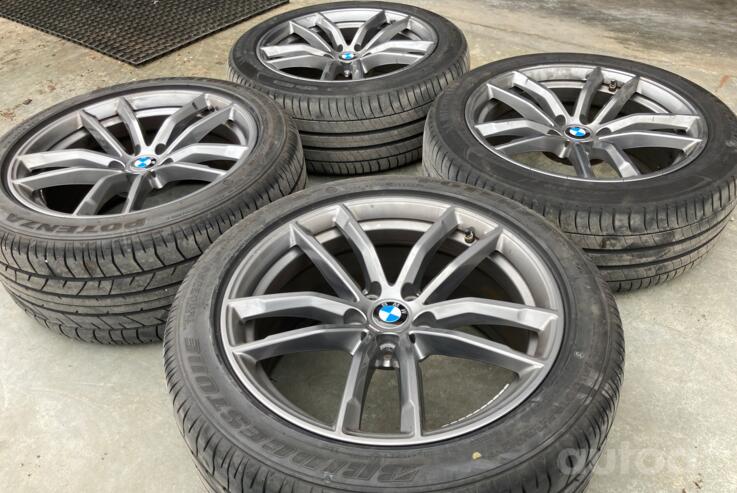 BMW, lietie