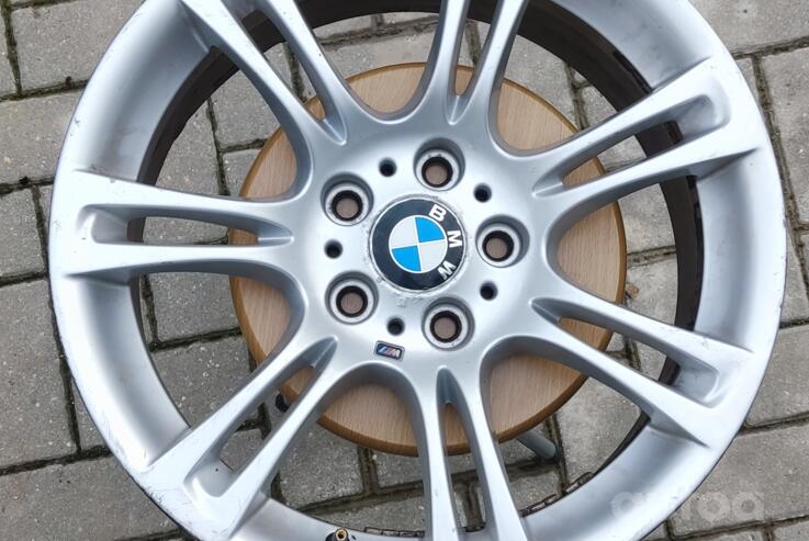 BMW, lietie