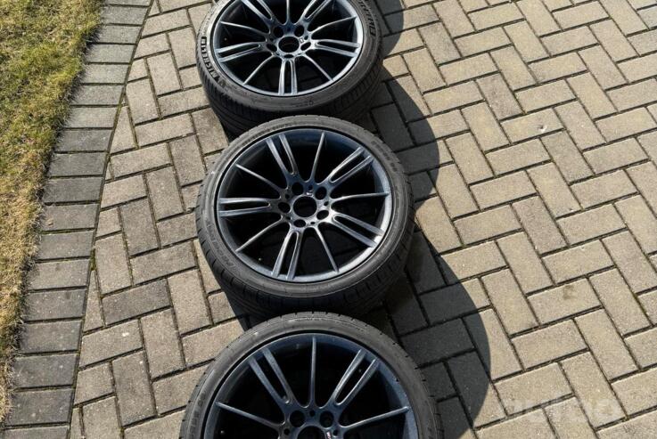 BMW, lietie