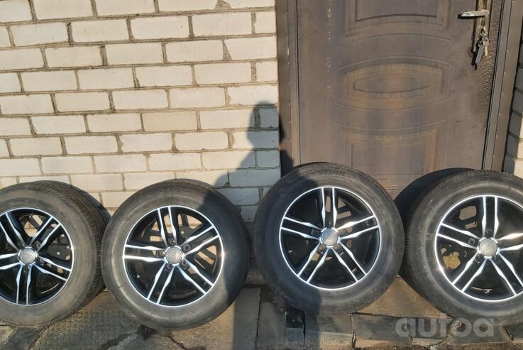 AUDI, lietie