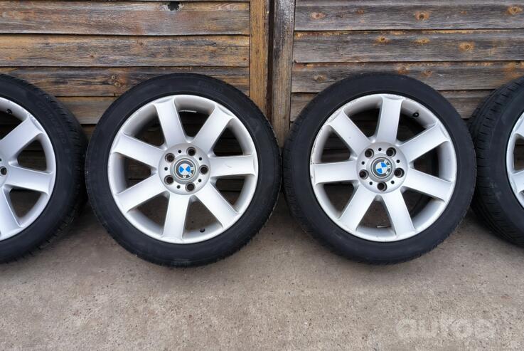 BMW, lietie