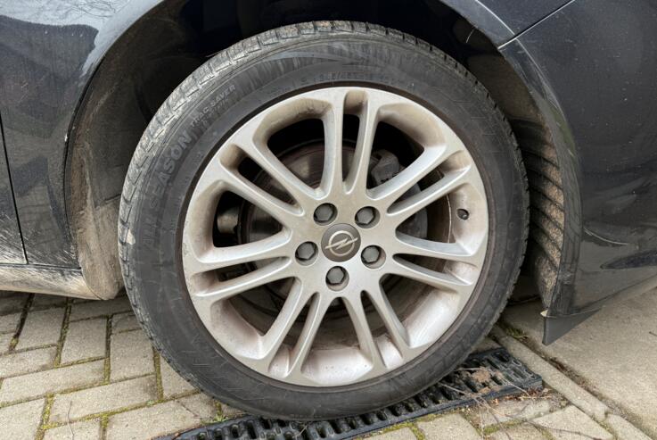 Opel, lietie