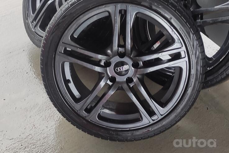 R18 Audi, lietie