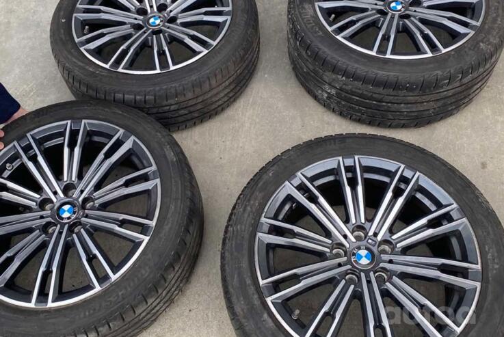 BMW, lietie