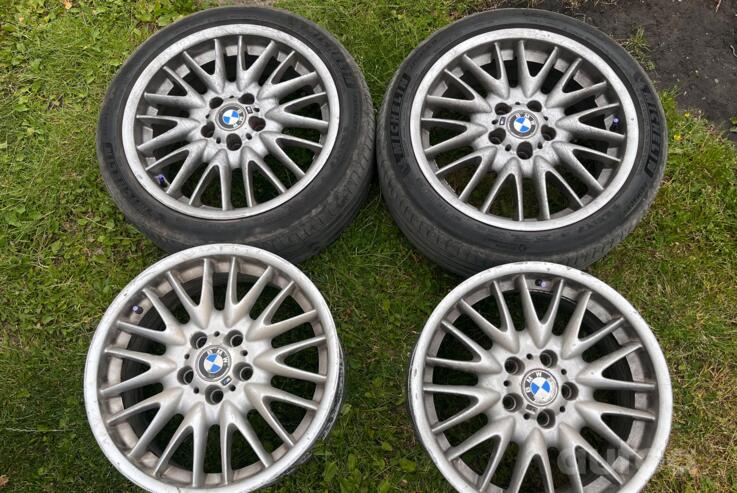 BMW, lietie