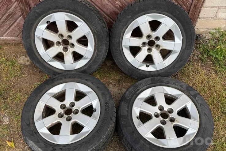 Toyota, lietie