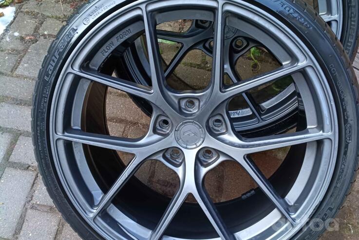 Japan racing, lietie