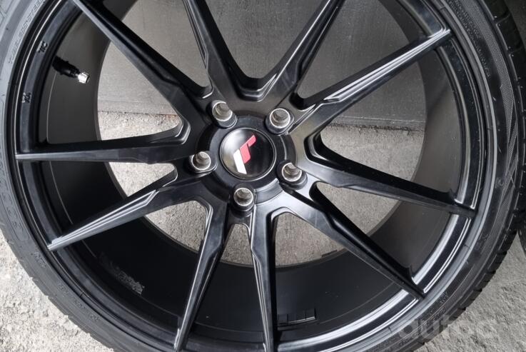 Japan racing, lietie