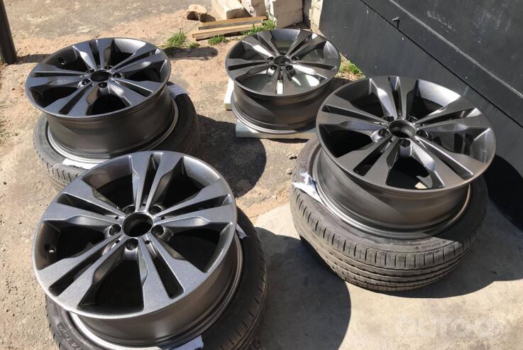 Mercedes-Benz, lietie