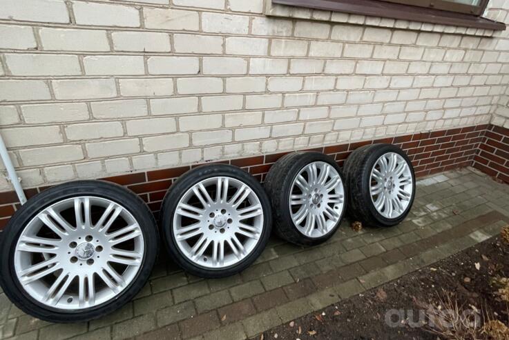 Mercedes benz, lietie