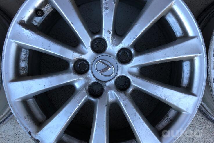 Lexus, lietie