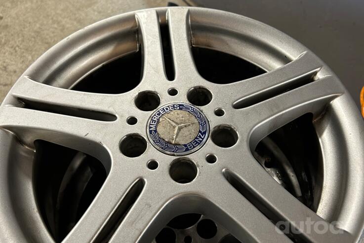 Mercedes-benz, lietie