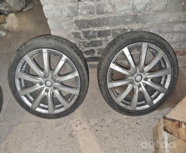 Mercedes Benz, lietie