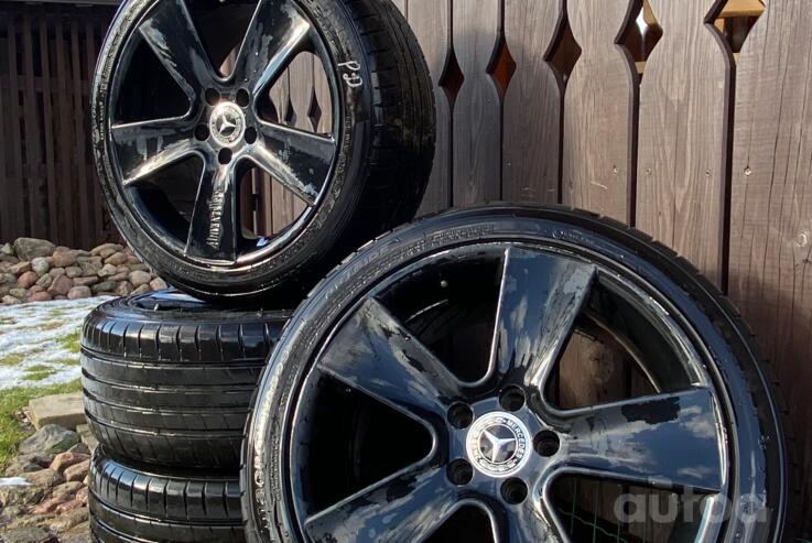 Mercedes Benz, lietie