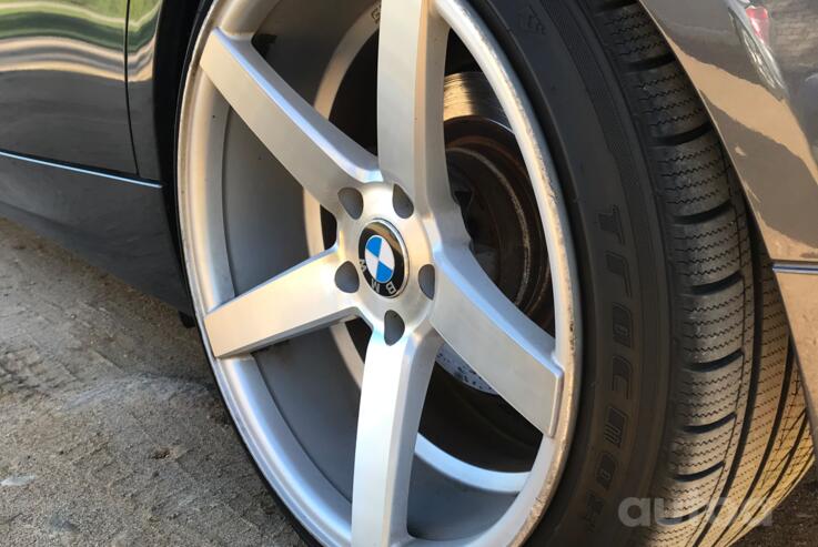 Vossen cv3, lietie
