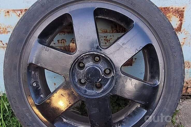 Be pavadinimo, lietie