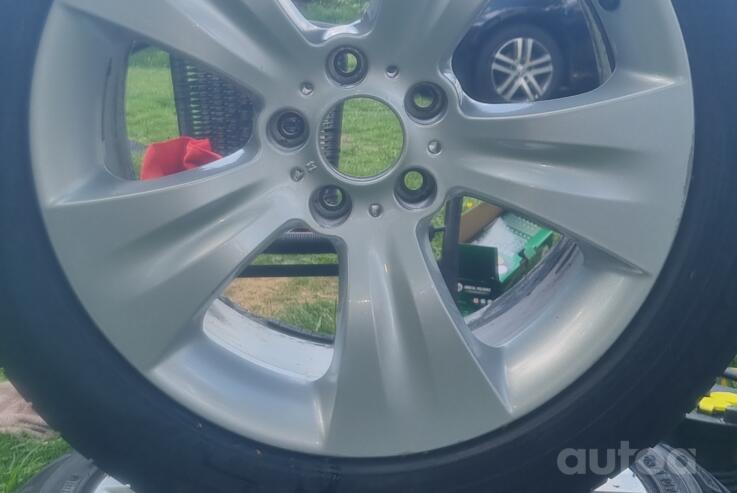 BMW, lietie