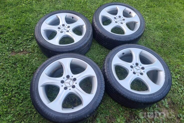 Mercedes-Benz, lietie